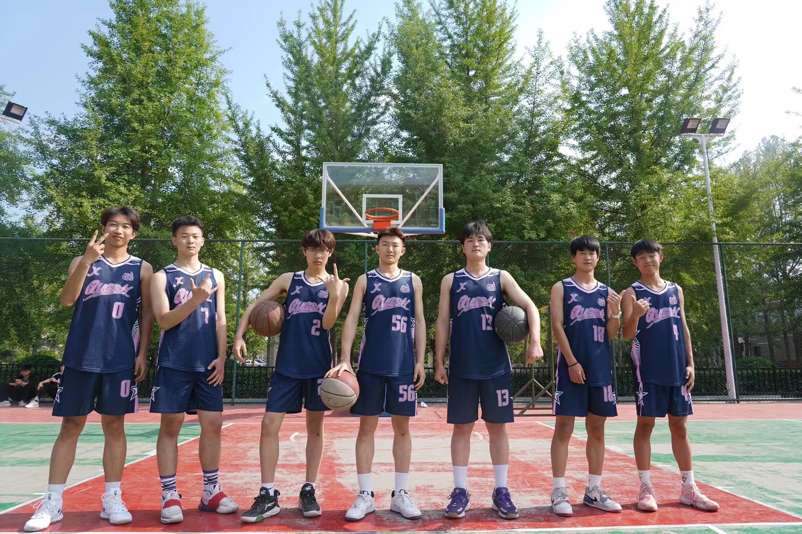 米乐m6官网-篮球职业联赛中球队教练团队强大