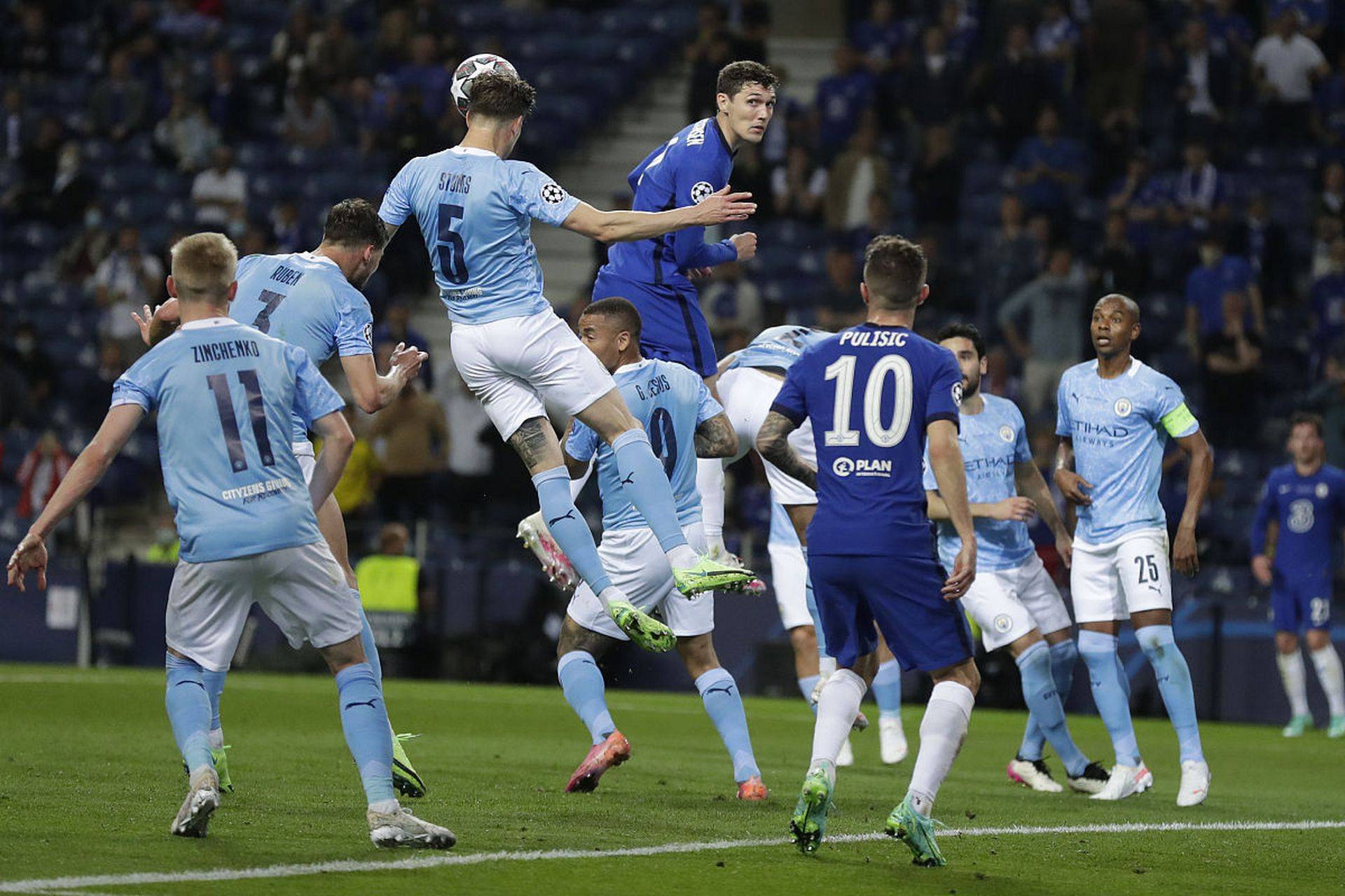 米乐官网m6-曼联主场取胜，继续追赶前列