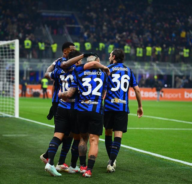 米乐体育官网首页-霍芬海姆门将扑出关键点球，帮助球队获胜的简单介绍